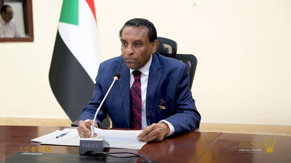رئيس الوزراء يترأس إجتماع اللجنة العليا لتهيئة البيئة المناسبة لعودة المواطنين لولاية الخرطوم