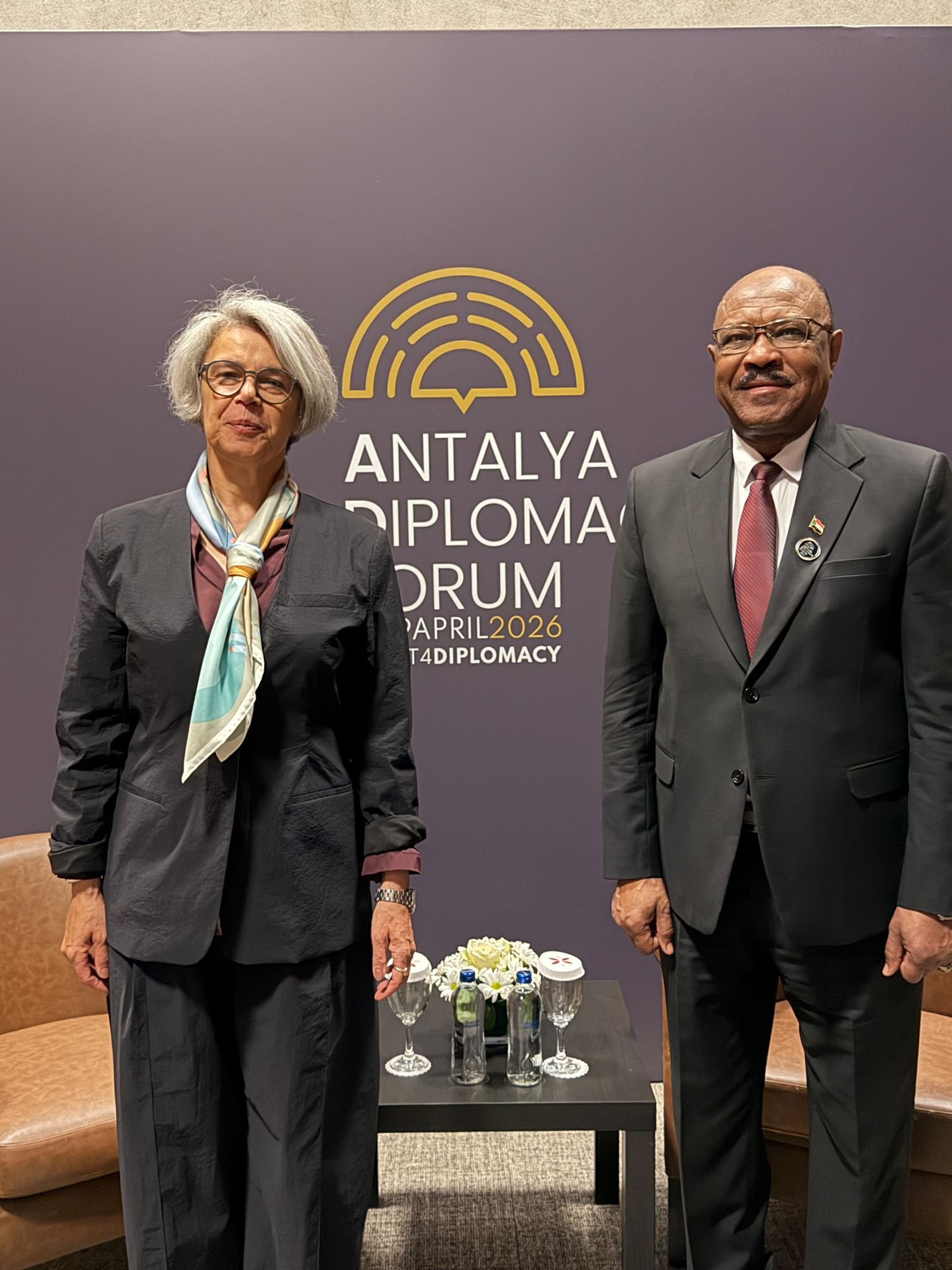 الاتحاد الأوروبي يؤكد دعمه لجهود التهدئة في السودان