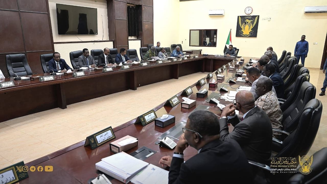 جلسة استثنائية طارئة لمجلس الوزراء تدين العدوان الإثيوبي الإماراتي على البلاد