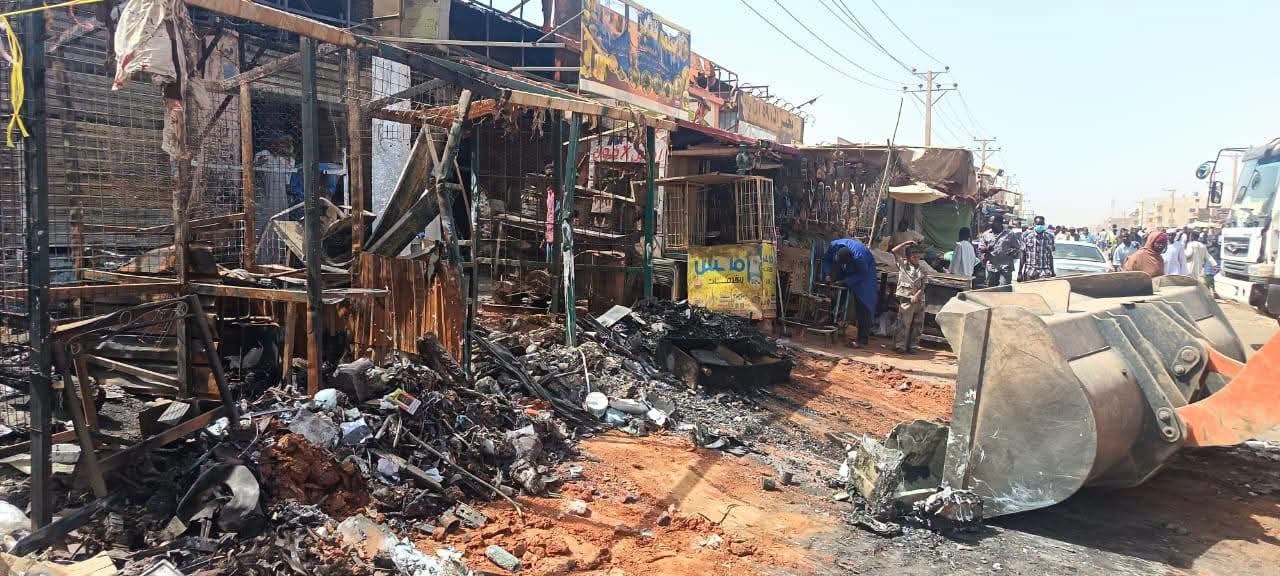 والي الخرطوم يوجه بتنظيم النشاط التجاري بسوق صابرين