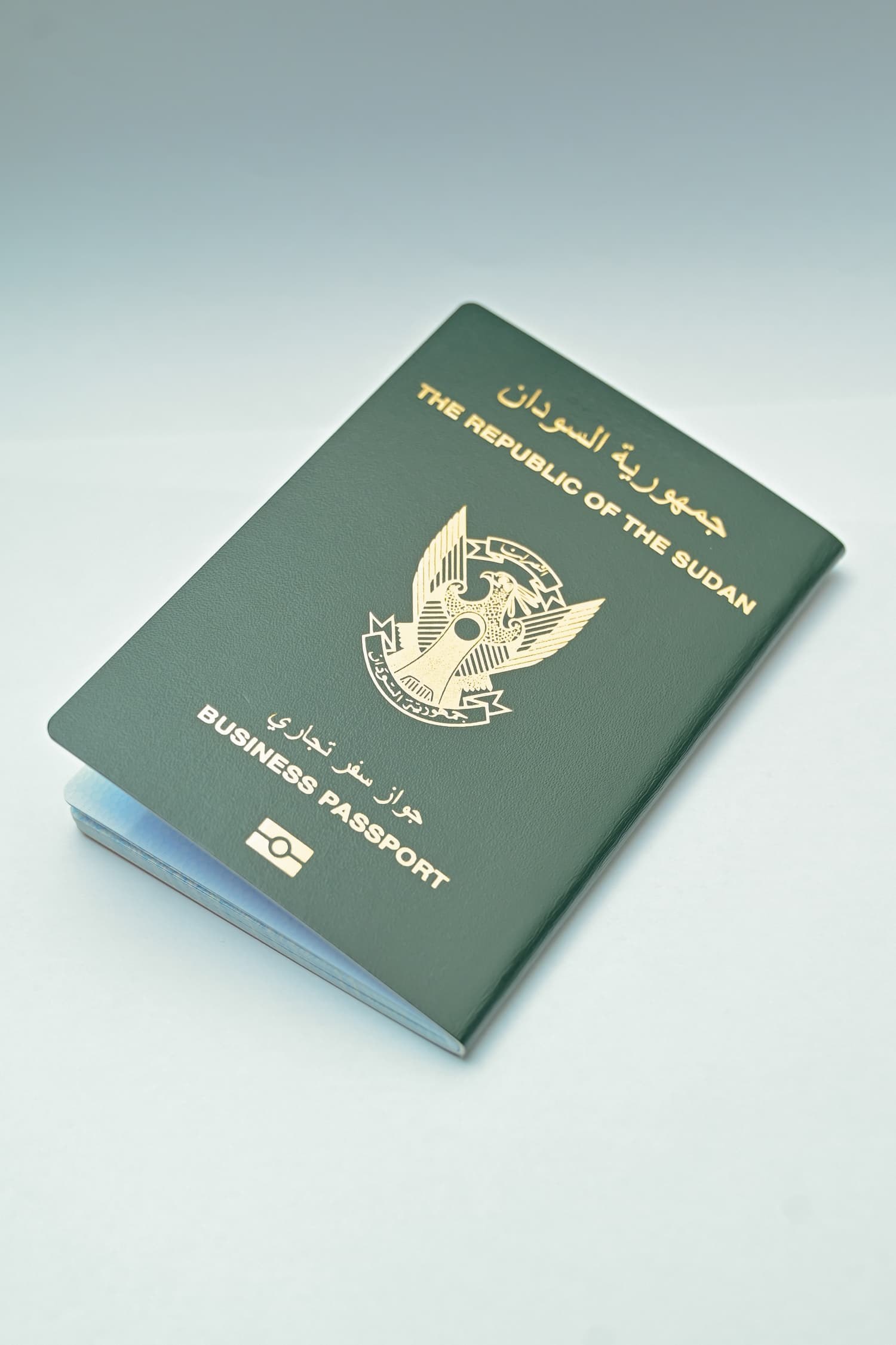 الجوازات تدشن إصدار الجواز التجارى قريباً