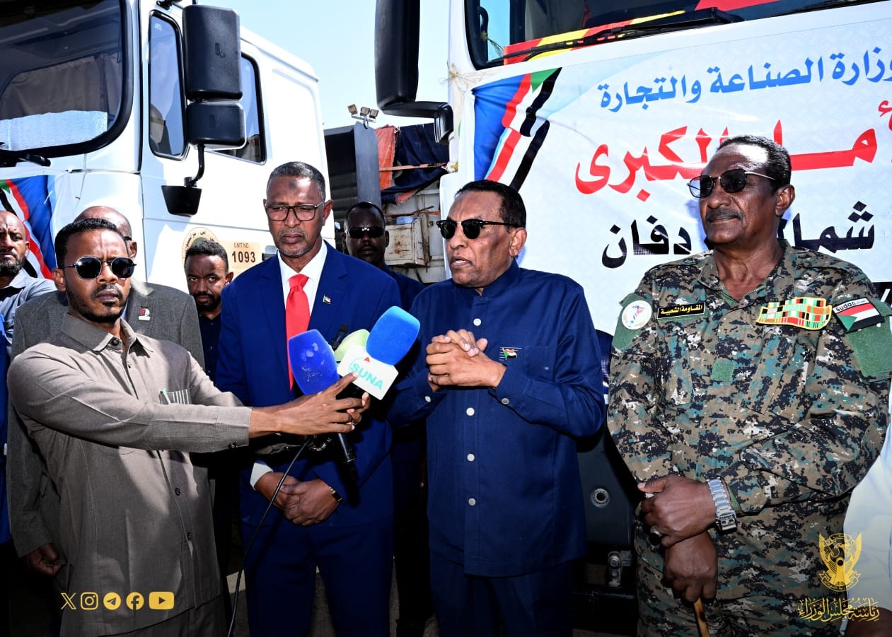 كامل إدريس خلال تدشين قافلة شمال كردفان: لن تخيفنا المسيرات والحرب الاقتصادية والإعلامية